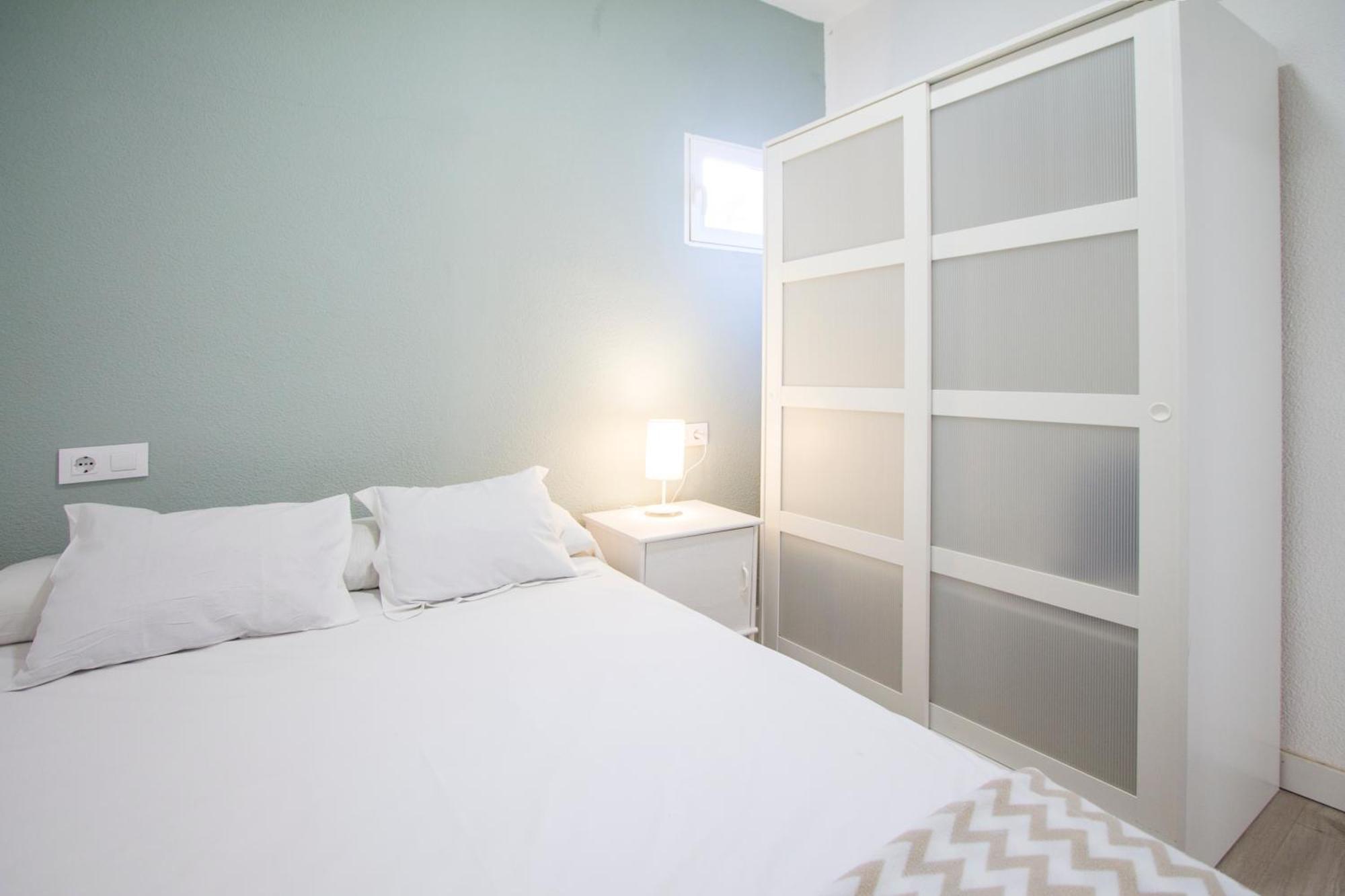 Apartamentos Tetuan Sandino Madrid Exterior photo