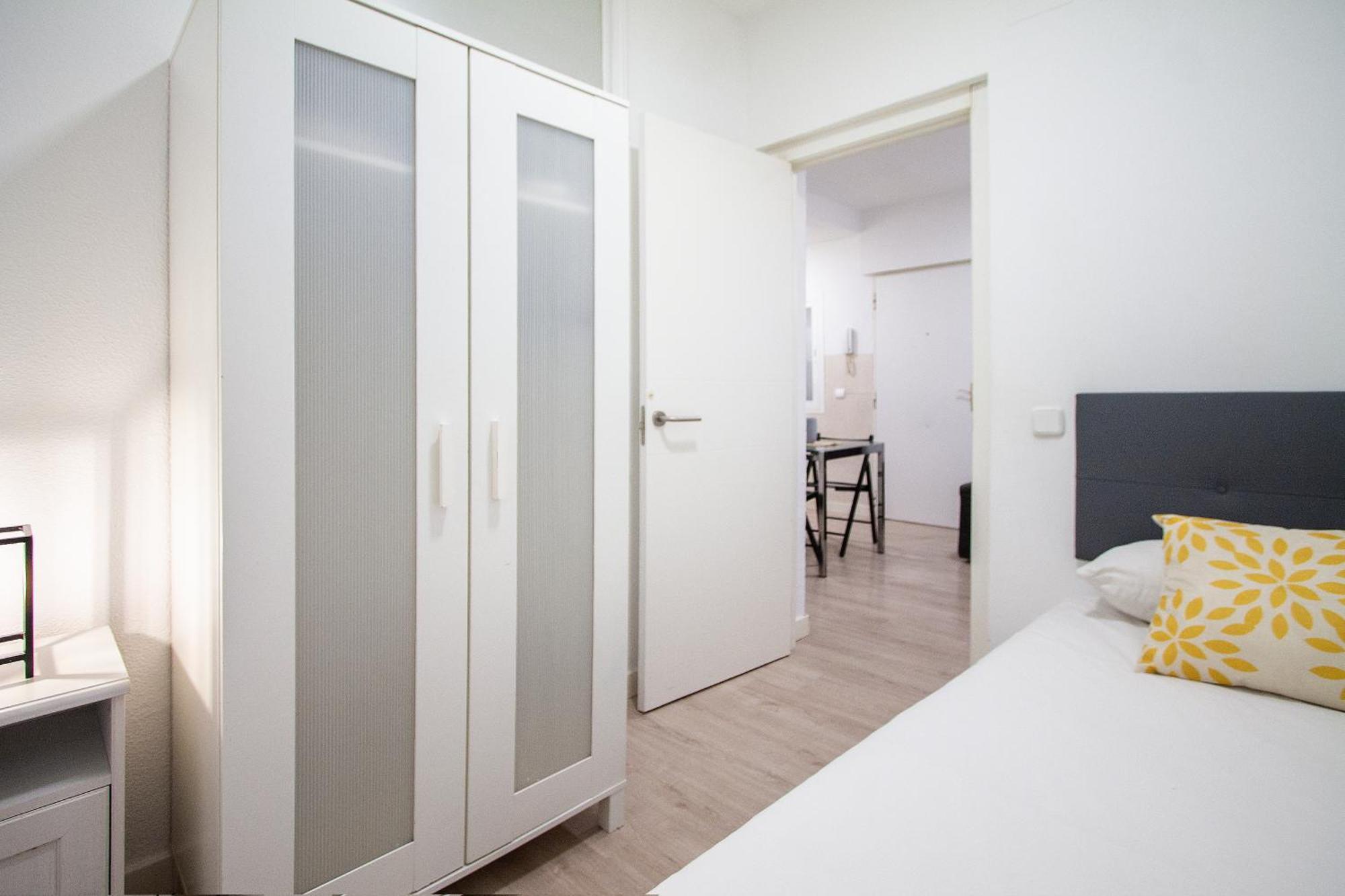 Apartamentos Tetuan Sandino Madrid Exterior photo