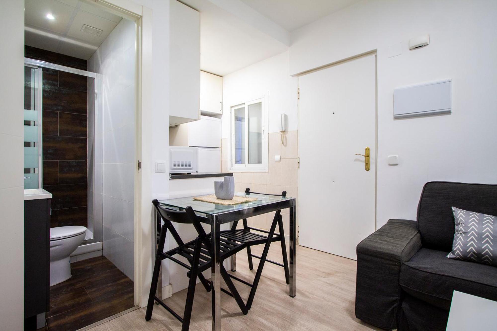 Apartamentos Tetuan Sandino Madrid Exterior photo