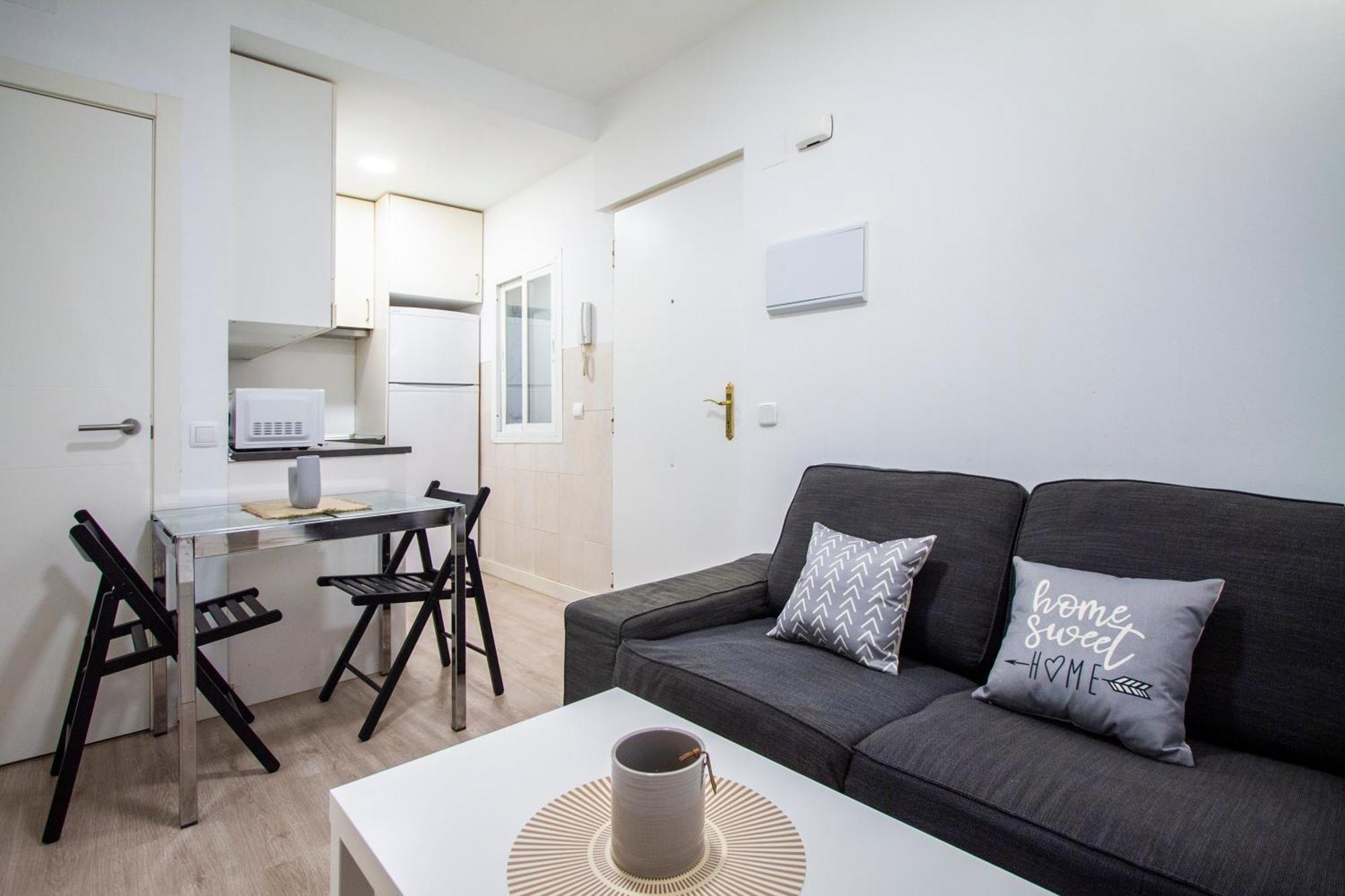 Apartamentos Tetuan Sandino Madrid Exterior photo