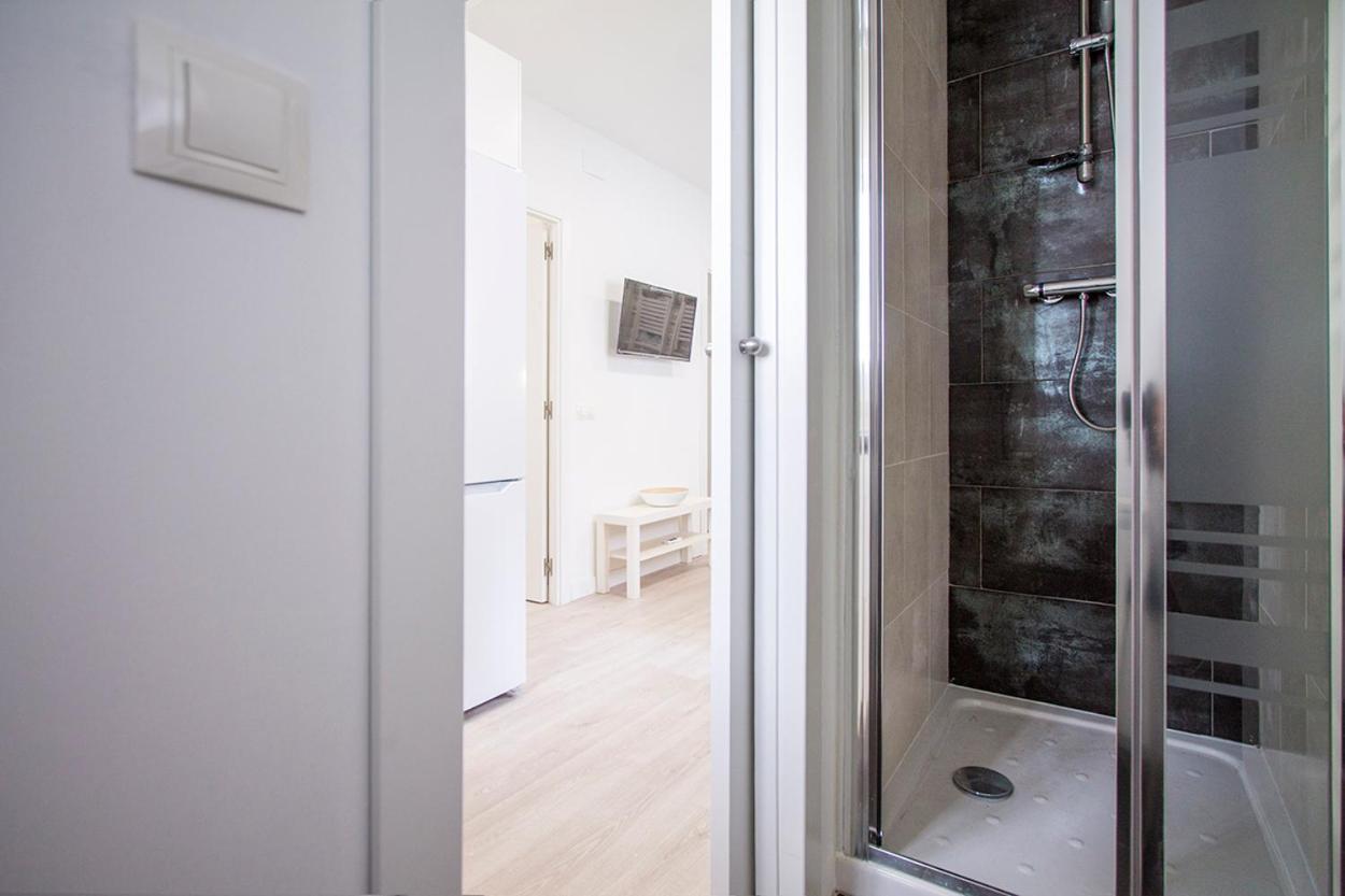 Apartamentos Tetuan Sandino Madrid Exterior photo