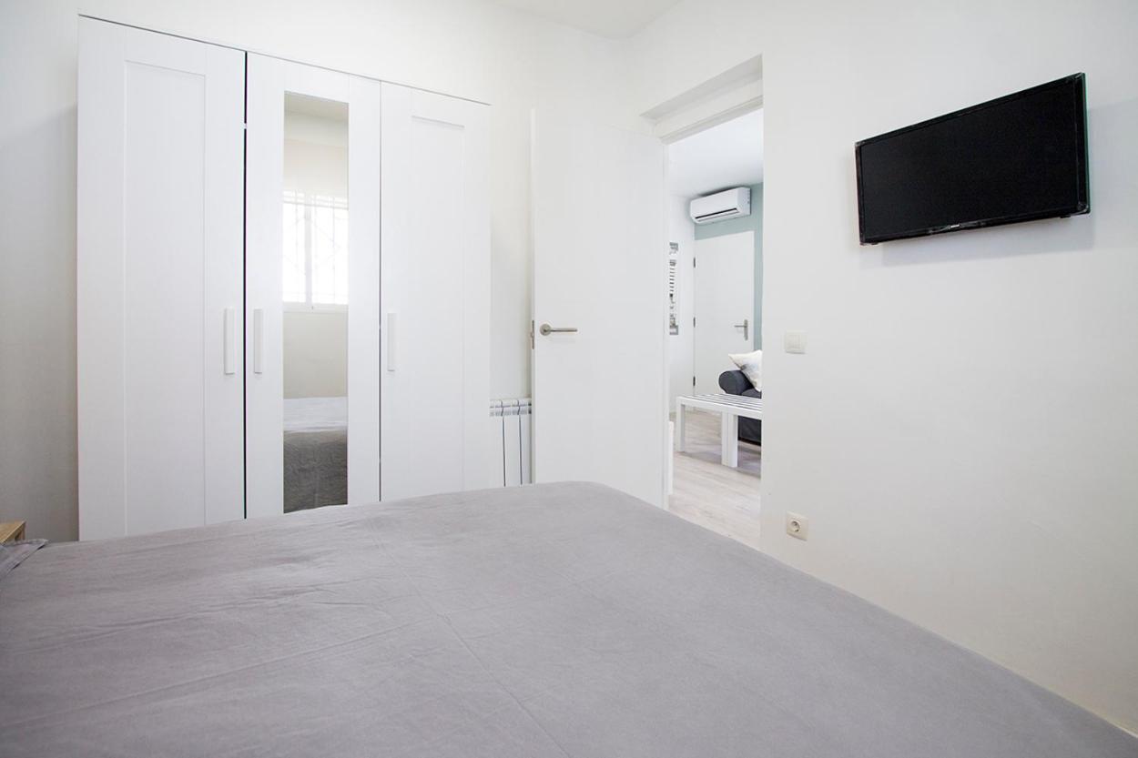 Apartamentos Tetuan Sandino Madrid Exterior photo