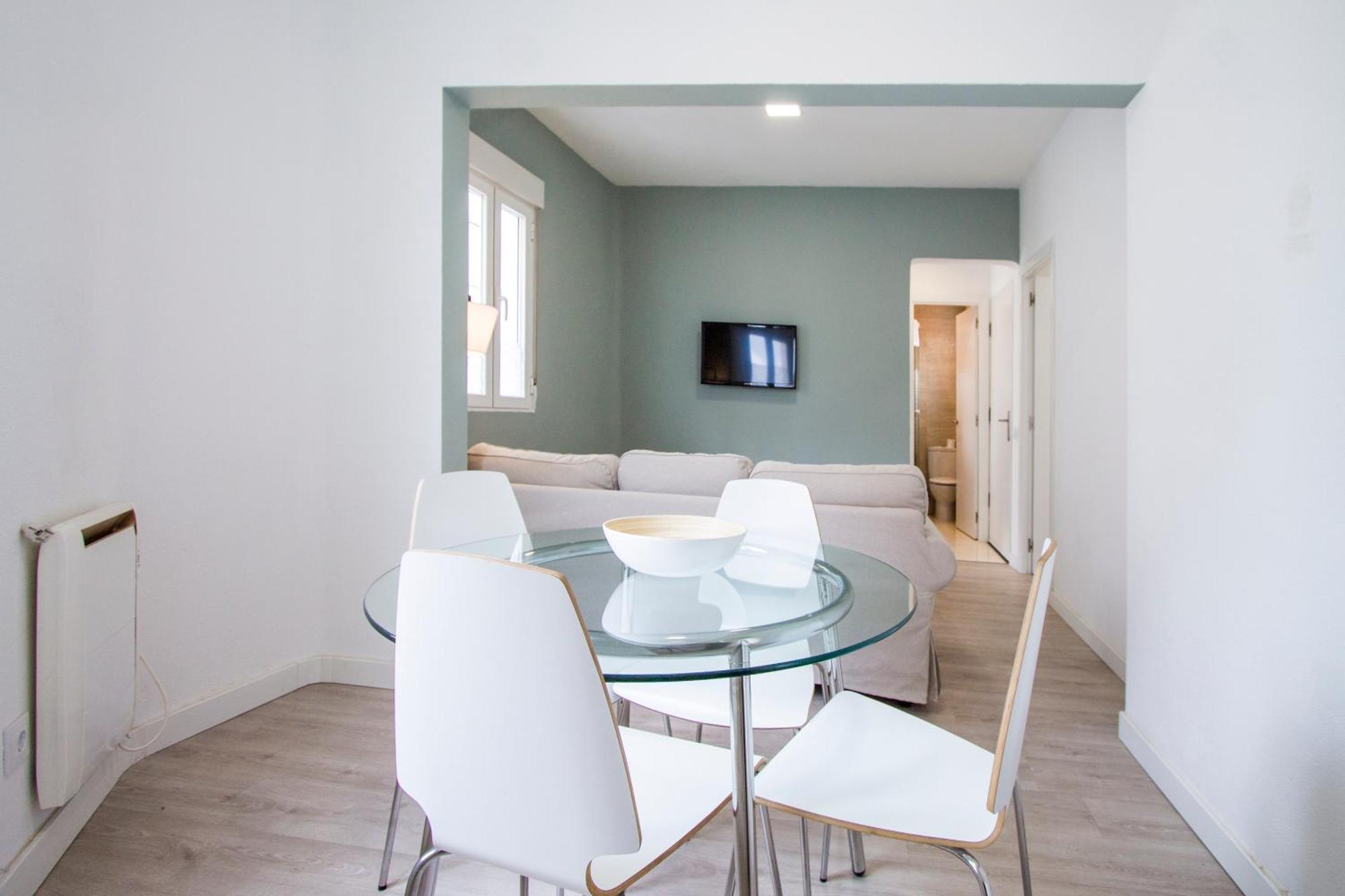 Apartamentos Tetuan Sandino Madrid Exterior photo