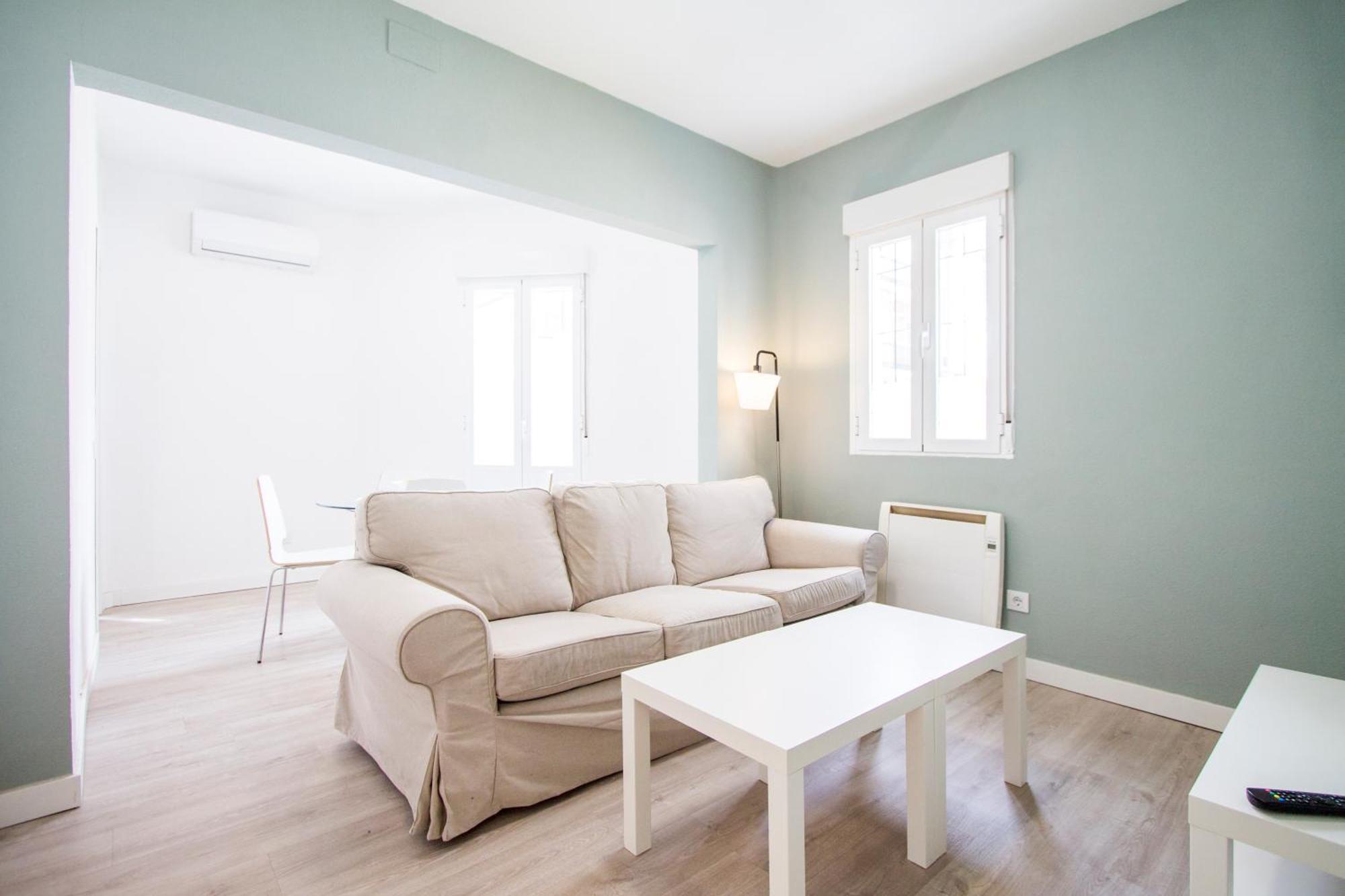 Apartamentos Tetuan Sandino Madrid Exterior photo