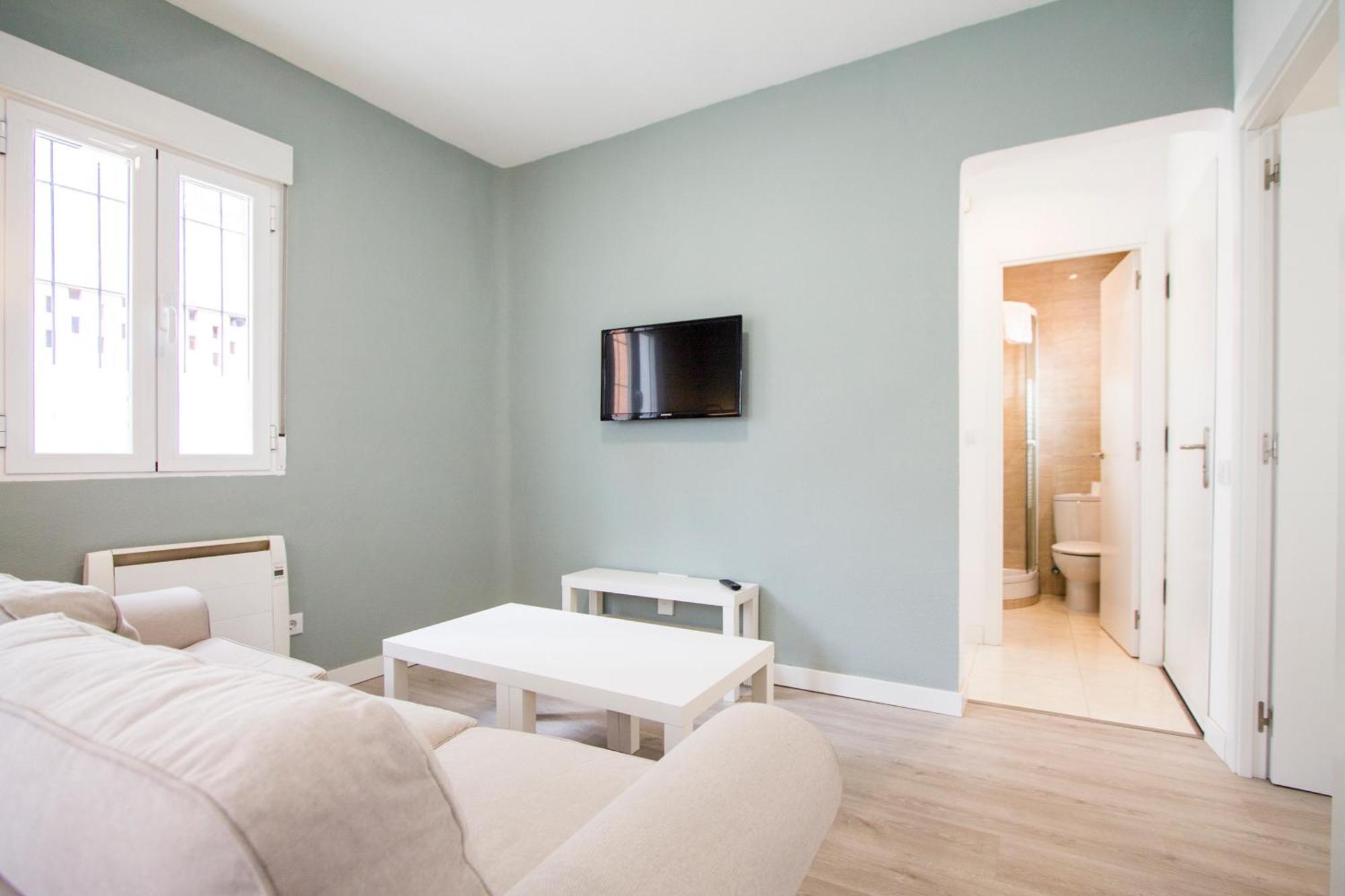 Apartamentos Tetuan Sandino Madrid Exterior photo
